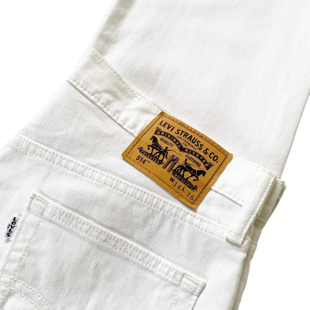 Levi’s White 514 Straight Leg Jeans with White Tab W34 L36